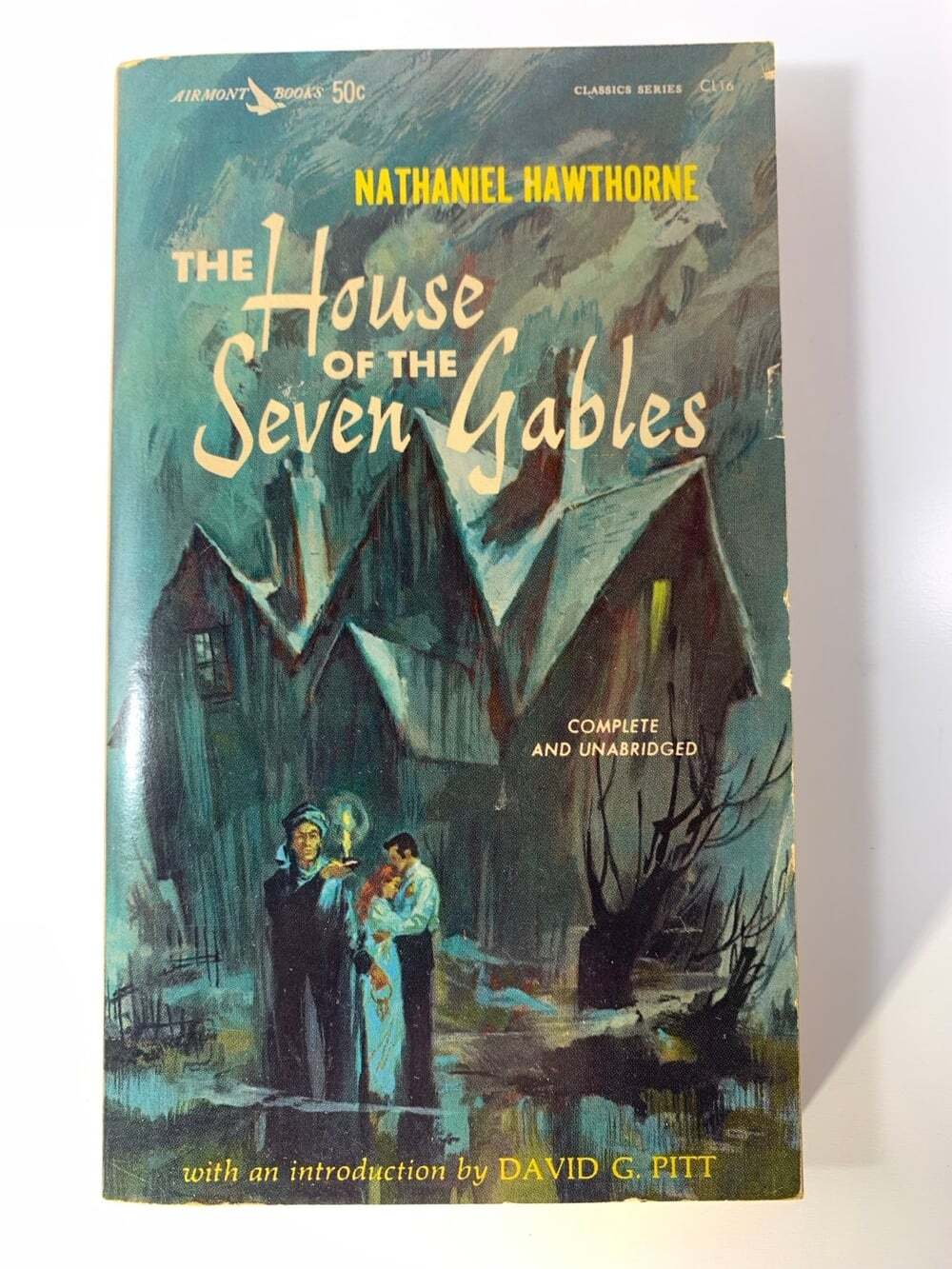 House of Seven Gables classic paperback novel